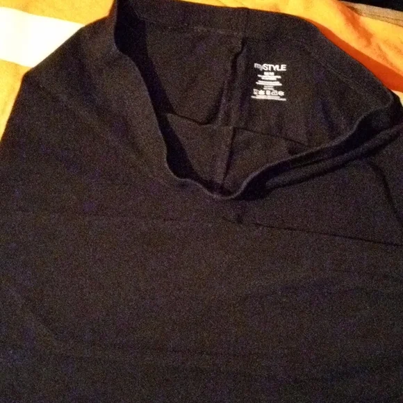 Leggings - Picture 2 of 5